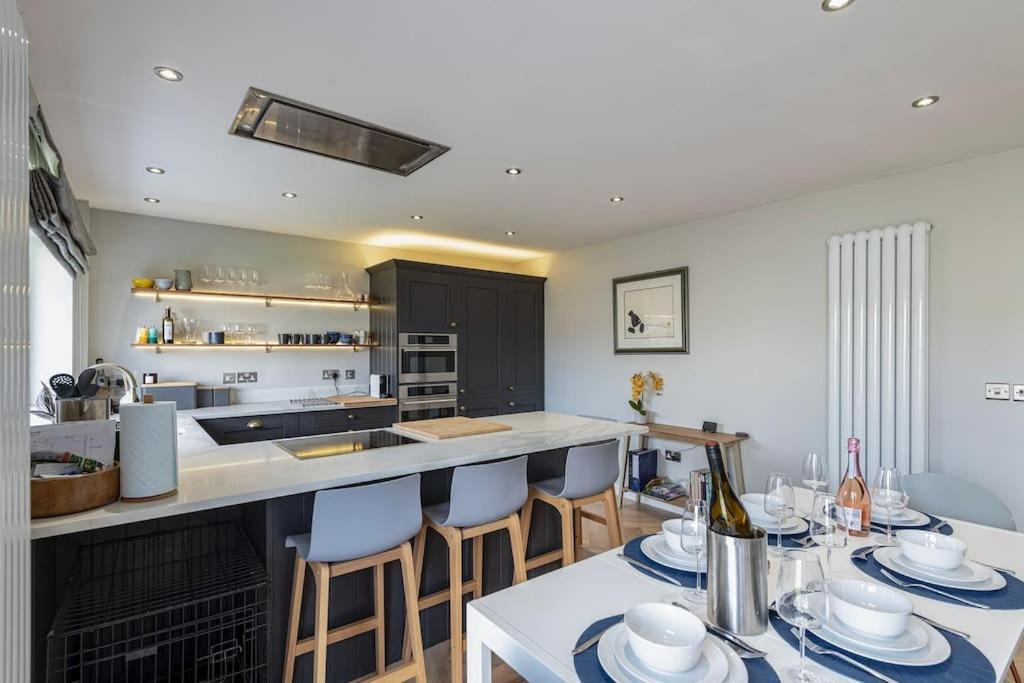 Family-Friendly Retreat Between Beach & Mountains Tremadog Esterno foto