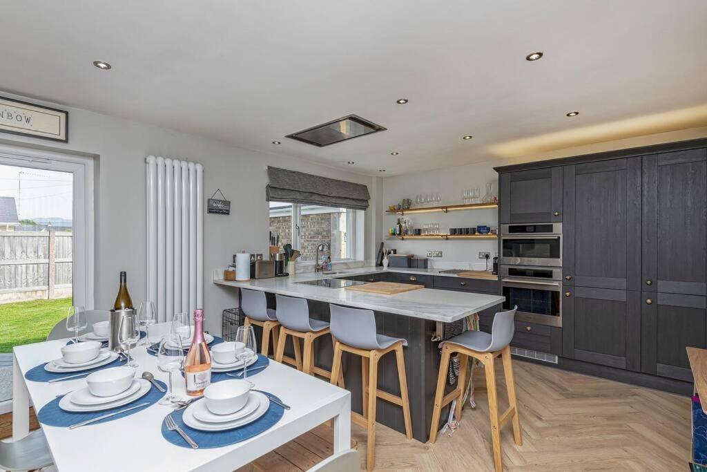 Family-Friendly Retreat Between Beach & Mountains Tremadog Esterno foto