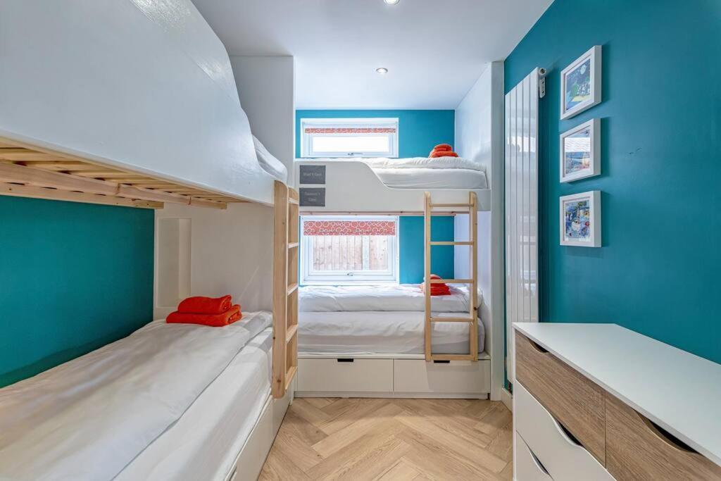 Family-Friendly Retreat Between Beach & Mountains Tremadog Esterno foto